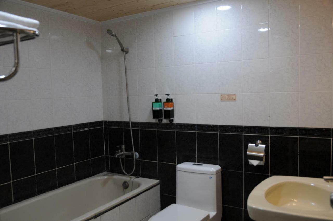 Sung Tai Hotel Kaohsiung Zewnętrze zdjęcie